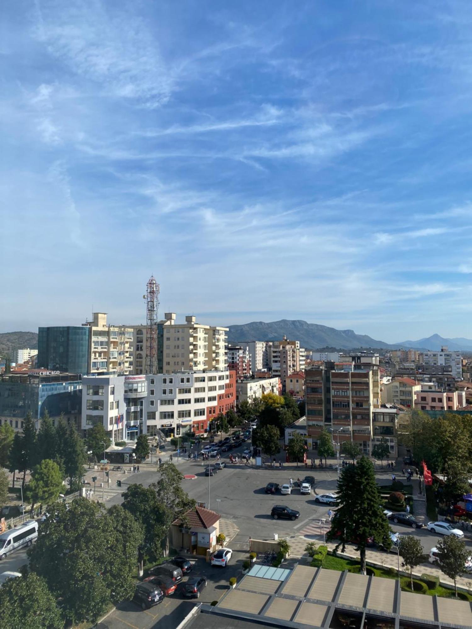 Rozafa Hotel Shkoder Exterior photo