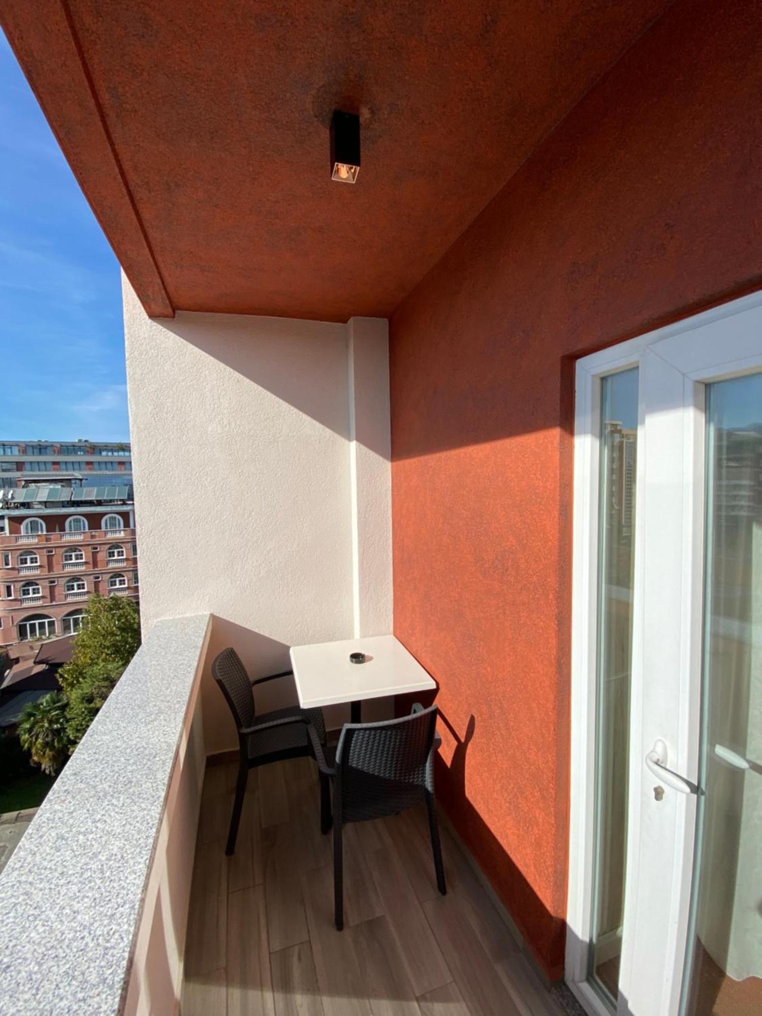 Rozafa Hotel Shkoder Exterior photo
