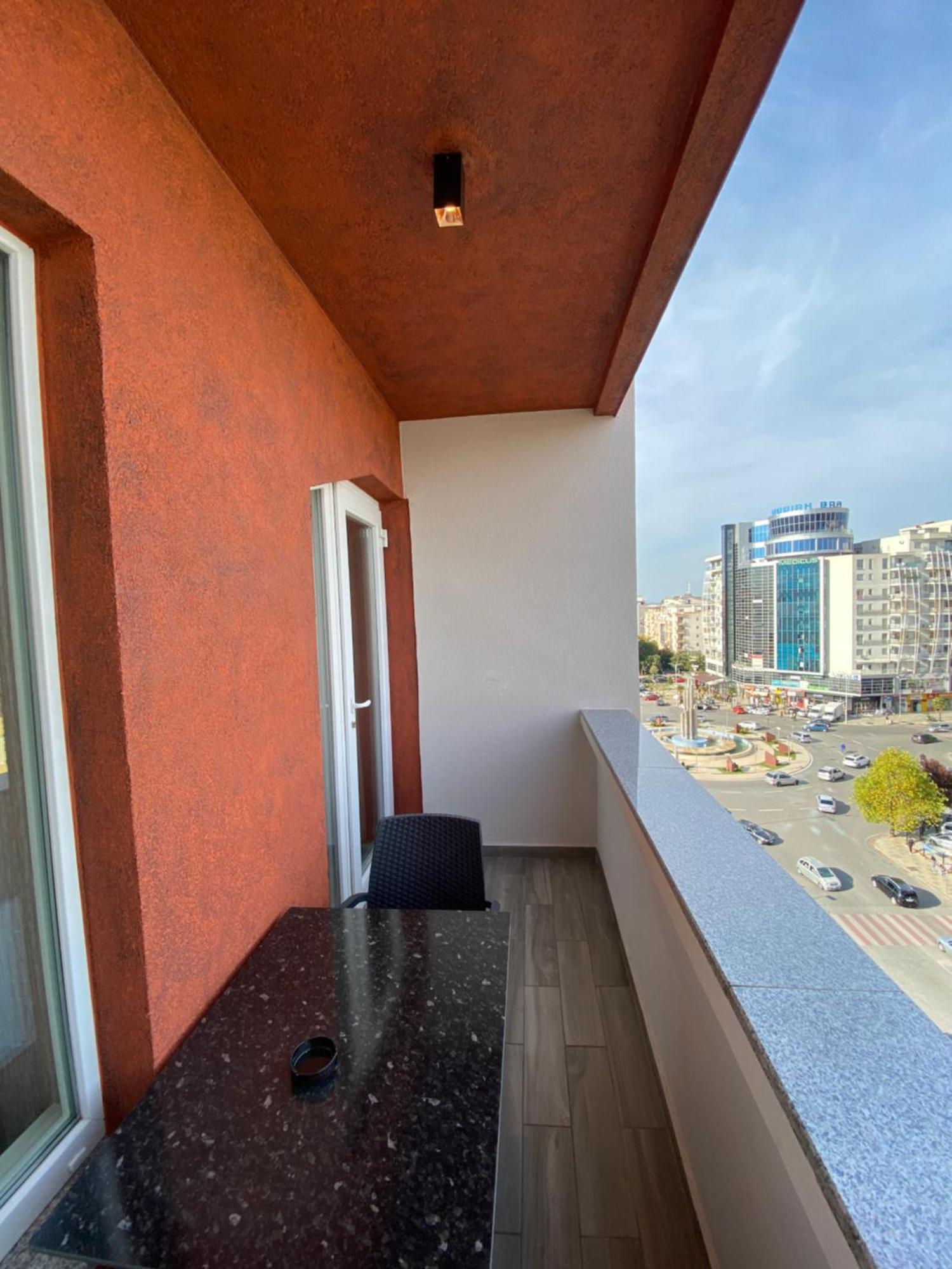 Rozafa Hotel Shkoder Exterior photo