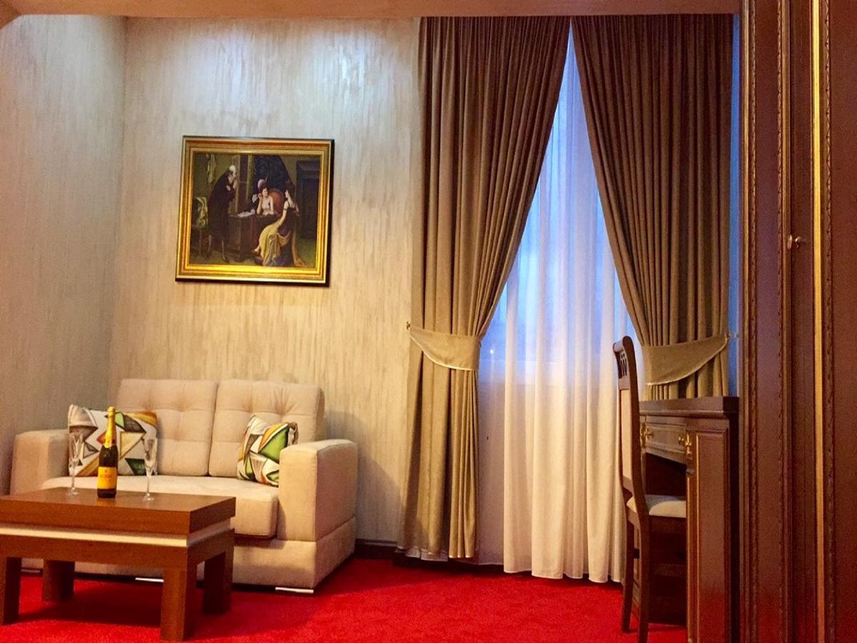 Rozafa Hotel Shkoder Exterior photo
